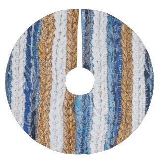 Denim patchwork: recycled jeans rug. brushed polyester tree skirt