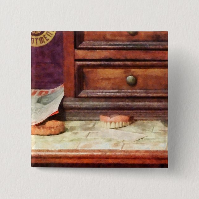 Dentures Button (Front)