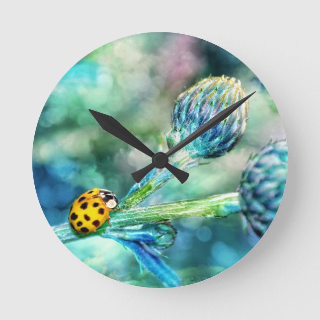 Der Marienkäfer Round Clock (Front)