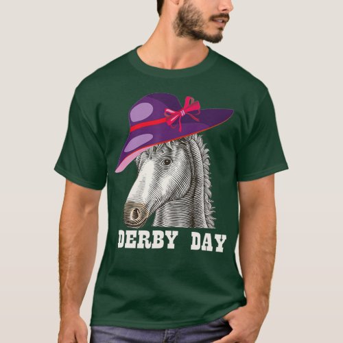 Derby day 2022 funny racing horse purple hat  T_Shirt