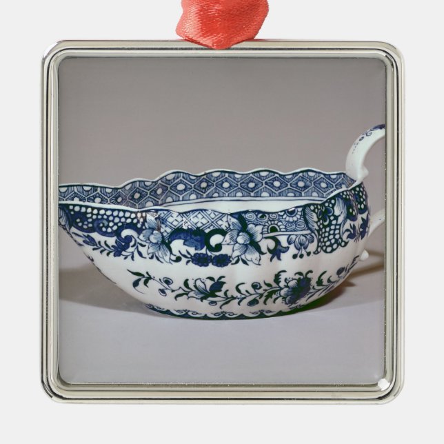 Derby sauceboat, c.1765 metal ornament (Front)