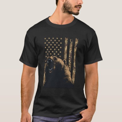 Desert Camo Grizzly Bear Grunge American Flag Tact T_Shirt