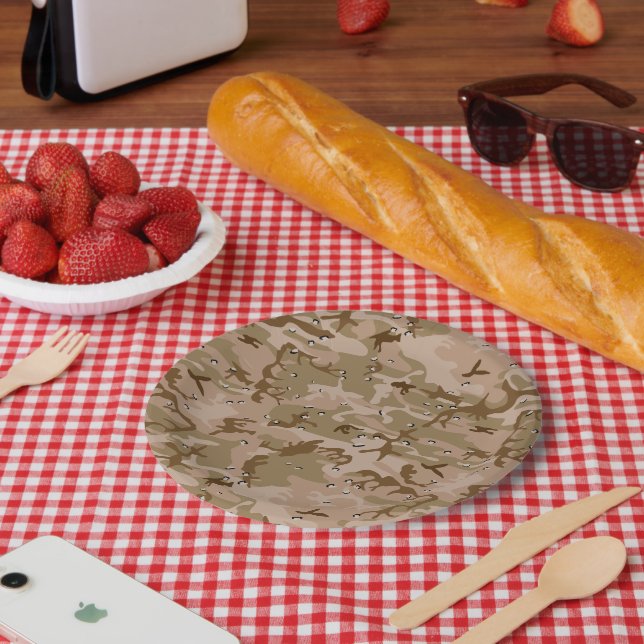 Desert Camouflage With Pebbles, Military, Army Paper Plates (Picnic)