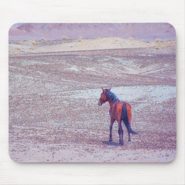 Desert Horse P8640 Mouse Pad (Front)