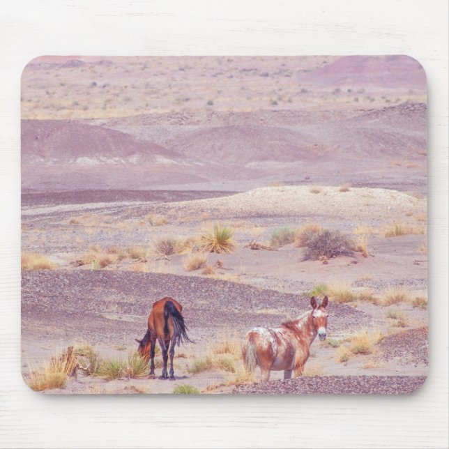 Desert Horses P8639 Mouse Pad (Front)