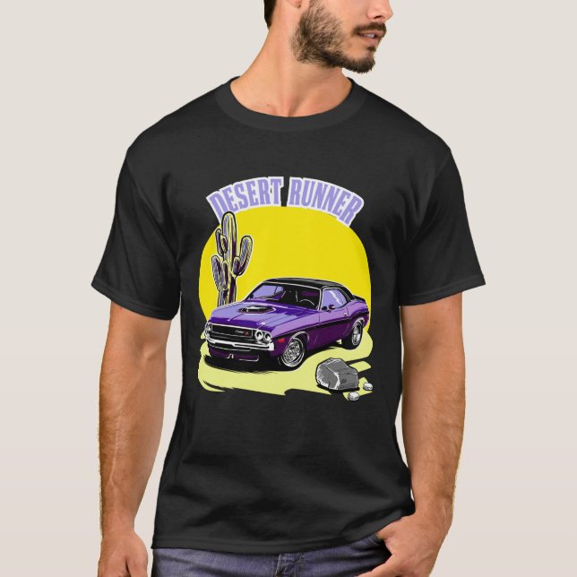 Desert Runner, 1970 Dodge Challenger illustration T-Shirt (Front)