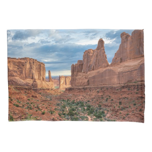 Deserts | Arches National Park, Utah Pillow Case (Front)