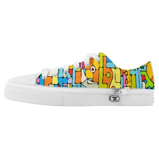 Design with Color Blocks Low-Top Sneakers (Left Shoe Outside)