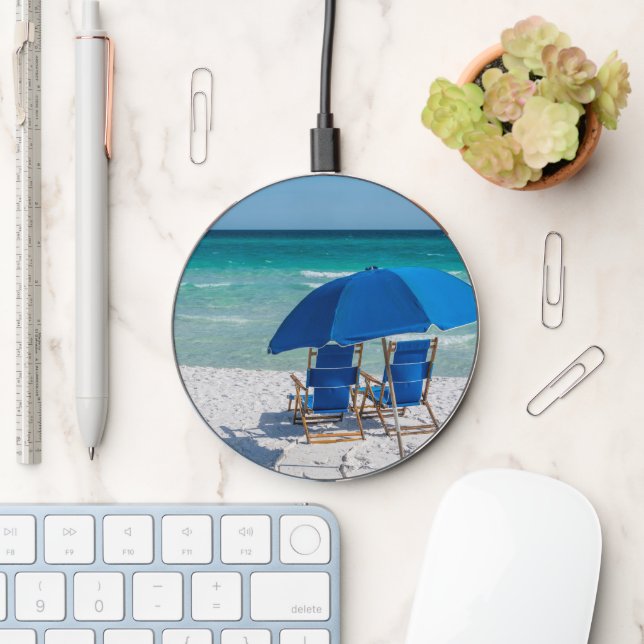 Destin Florida Chairs And Umbrella Phone Charger (Desk)