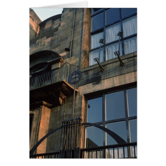 Detail of the ironwork of the North Fa�ade Cards (Front)