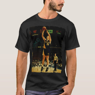 Detlef Schrempf Vintage Design Of Basketball T-Shirt