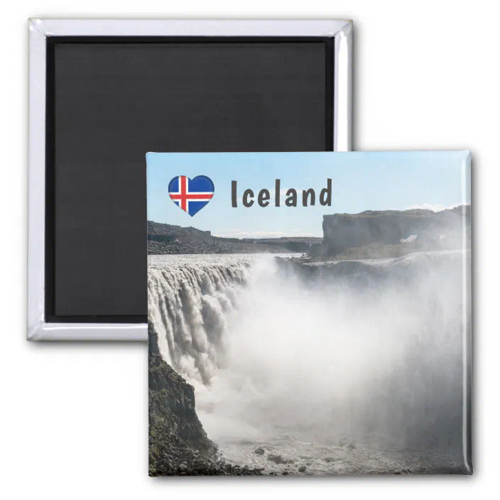 MAGNET Travel WORLD  ICELANDIC Waterfall 