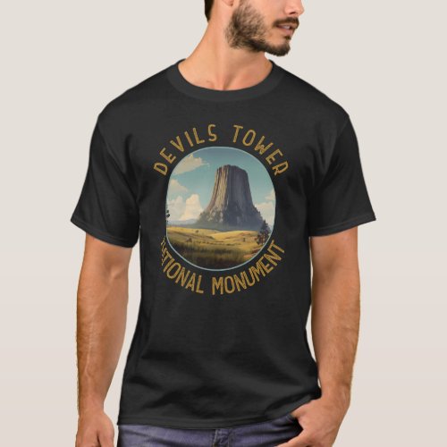 Devils Tower National Monument Distressed Circle T_Shirt