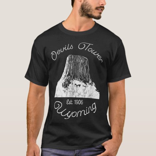 Devils Tower Wyoming National Monument Retro Vinta T_Shirt