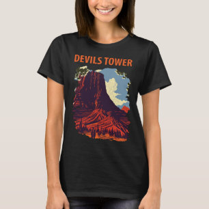 Devils Tower Wyoming Red Rock Travel T-Shirt
