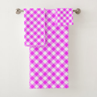 Diagonal Hot Pink & White Buffalo Plaid Towel Set