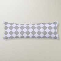 Diamond pattern in gray and lavender