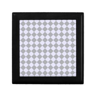 Diamond pattern in gray and lavender gift box