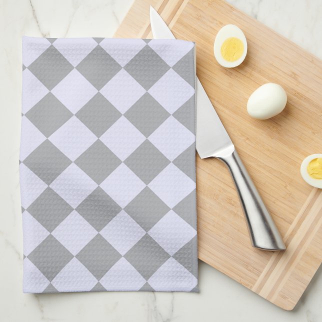 Diamond pattern in gray and lavender kitchen towel (Quarter Fold)