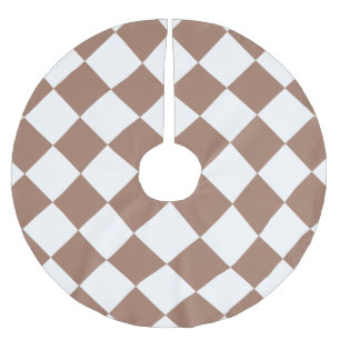 Diamond Pattern in White and Mocha Mousse Brushed Polyester Tree Skirt