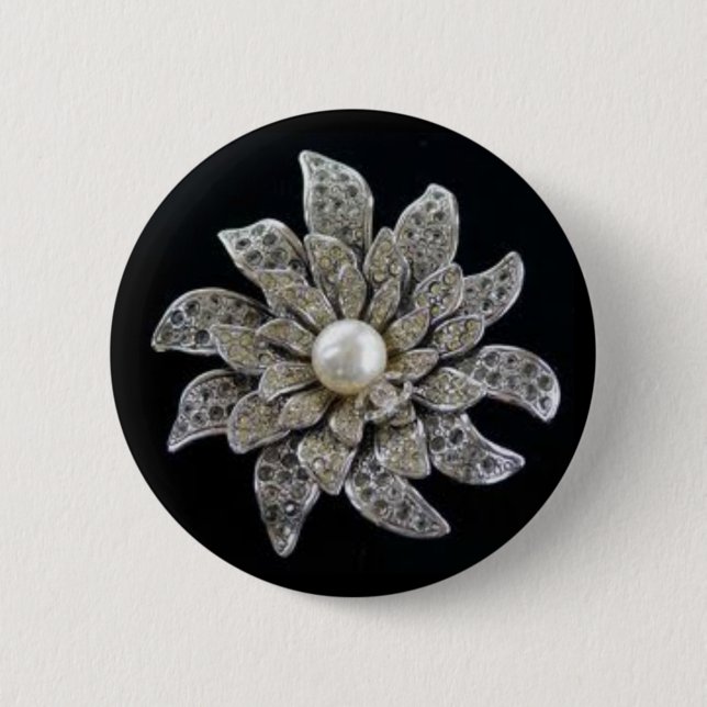 Diamond & Pearl Brooch Button (Front)