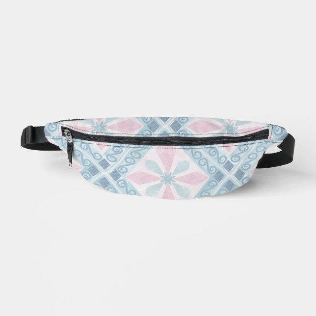 diamond shaped blue pattern fanny pack (Front)