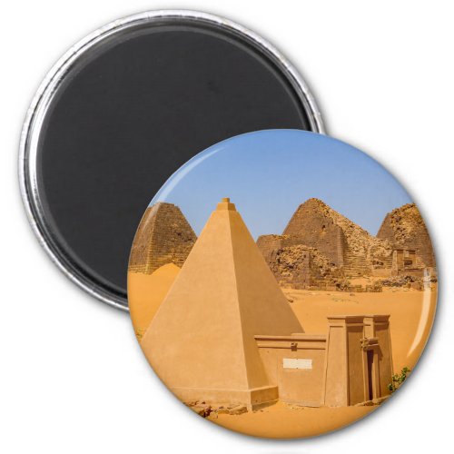 Die Pyramiden von Meroe im Sudan Magnet
