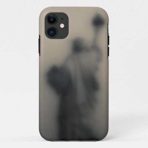 Diffused image of the Statue of Liberty iPhone 11 Case