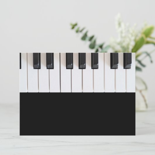 Digital piano keyboard (Standing Front)