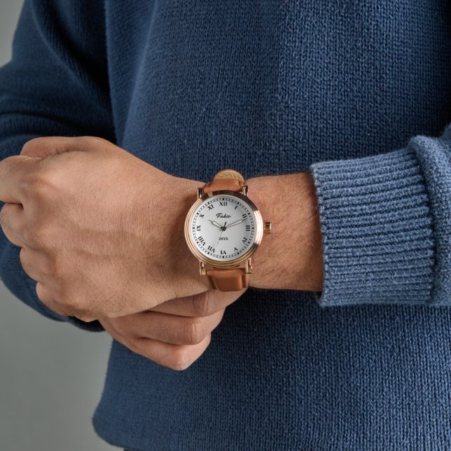 Dignified men's watch with brown leather band (Wrist)