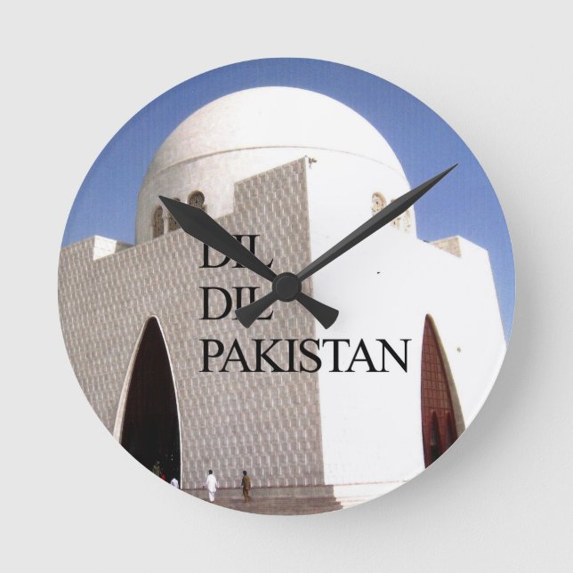 Dil Dil Pakistan Hakuna Matata Round Clock (Front)