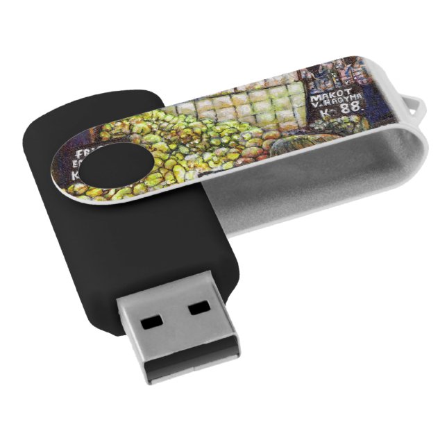 Dimensions of Curiosity Flash Drive (Angled)