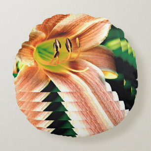 Diminishing Daylily Round Pillow