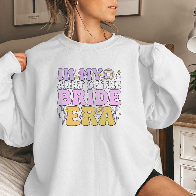 Disco Vibes Retro Groovy Aunt of Bride Era Sweatshirt (Creator Uploaded)
