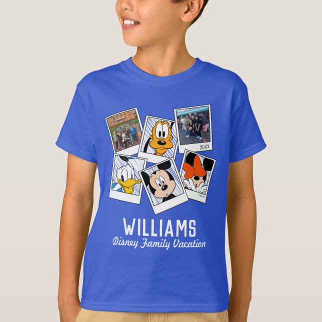 Disney Family Vacation Selfies | Mickey & Friends T-Shirt (Front)