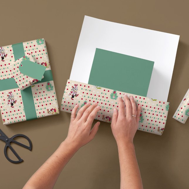 Disney | Mickey & Friends | ClassicHoliday Pattern Wrapping Paper Sheets (Creator Uploaded)