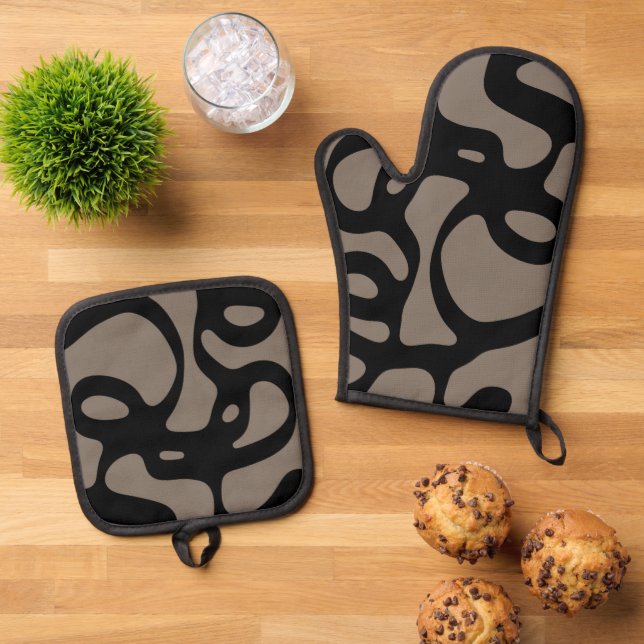Distant Signals: Abstract Black & Gray Oven Mitt & Pot Holder Set (Top Down)