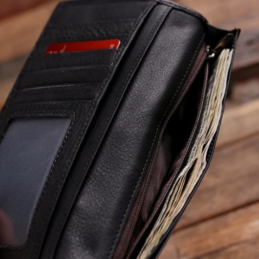 Distinguished Long Bi-Fold Breast Leather Wallet (Inside)