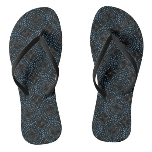 Distortion Circle 01bBlack BG Flip Flops