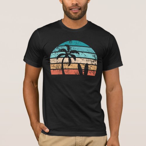 Distress Vintage Sunset Palm TreeSurf Boards T_Shirt