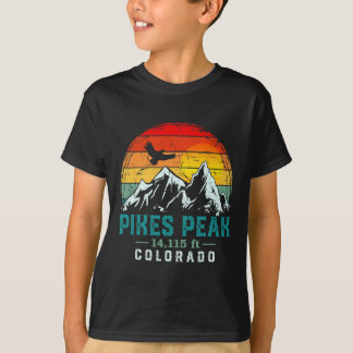 Distressed Pikes Peak Mountain Colorado Retro Hiki T-Shirt