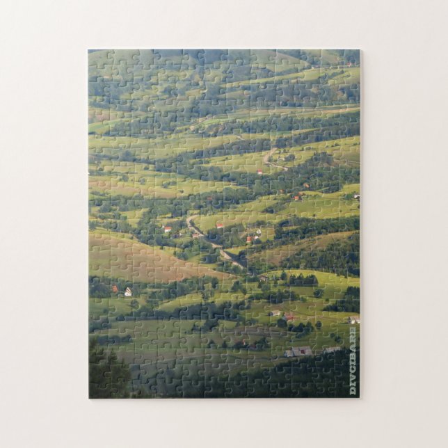 Divcibare green relax puzzle (Vertical)