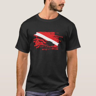 Diver Down Flag Scuba Diving Underwater Surfer T-Shirt