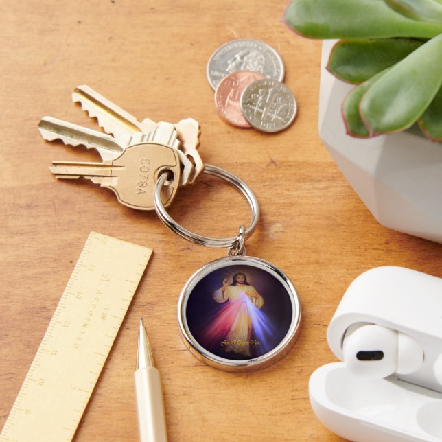 Divine Mercy Gold Keychain (Desk)