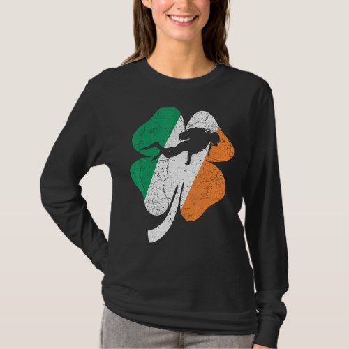 Diving St Patricks Day  Shamrock Ireland Irish Fl T_Shirt