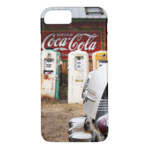 Dixon, New Mexico, United States. Vintage car iPhone 8/7 Case
