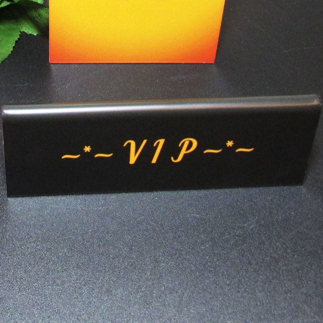  DIY Add Image Text Or Logo To Design Your Own VIP Table Tent (Creator Uploaded)