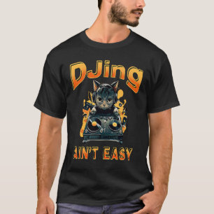 DJ Cat DJing Hip Pop Music Kitty Techno Headphones T-Shirt