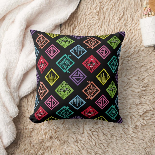 DJ Scooby-Doo Pattern Throw Pillow (Blanket)