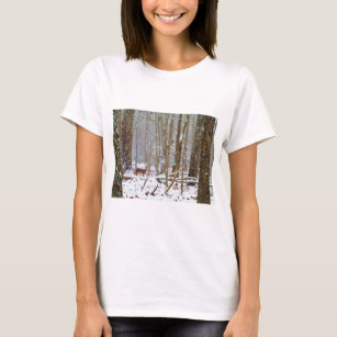 Doe in the snow, Deer in Lake Arrowhead T-Shirt